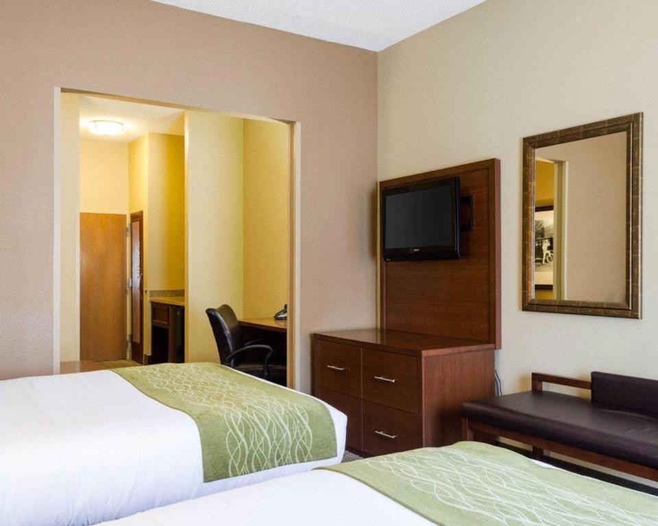 Comfort Suites Starkville Eksteriør billede
