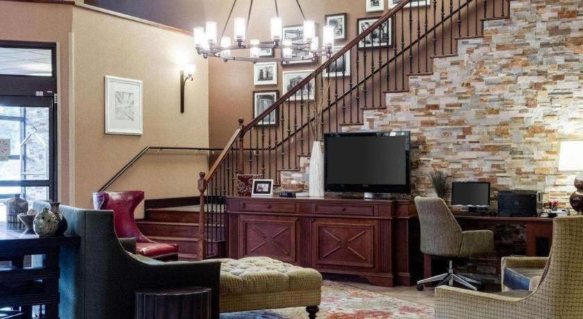 Comfort Suites Starkville Eksteriør billede